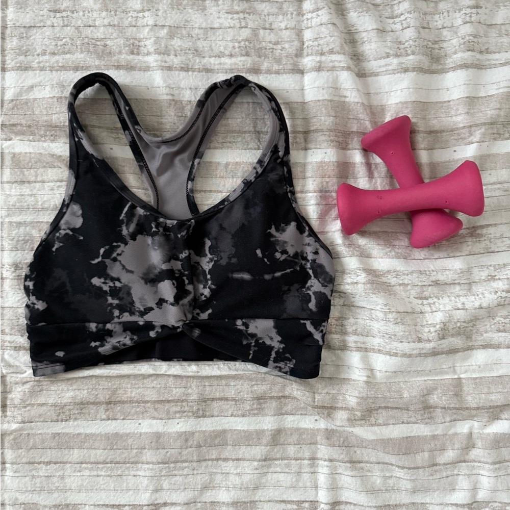 💪🏻 Marika Black/Greys Print Sports Bra Medium